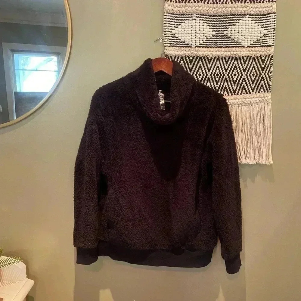 LUKKA LUX FUNNEL NECK FLEECE LINED PLUSH PULLOVER SHERPA SWEATER M